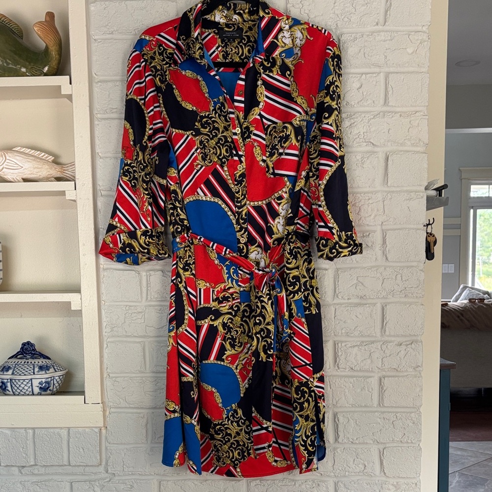 Tahari Abstract Belted Dress Size 16 - Picture 2 of 11